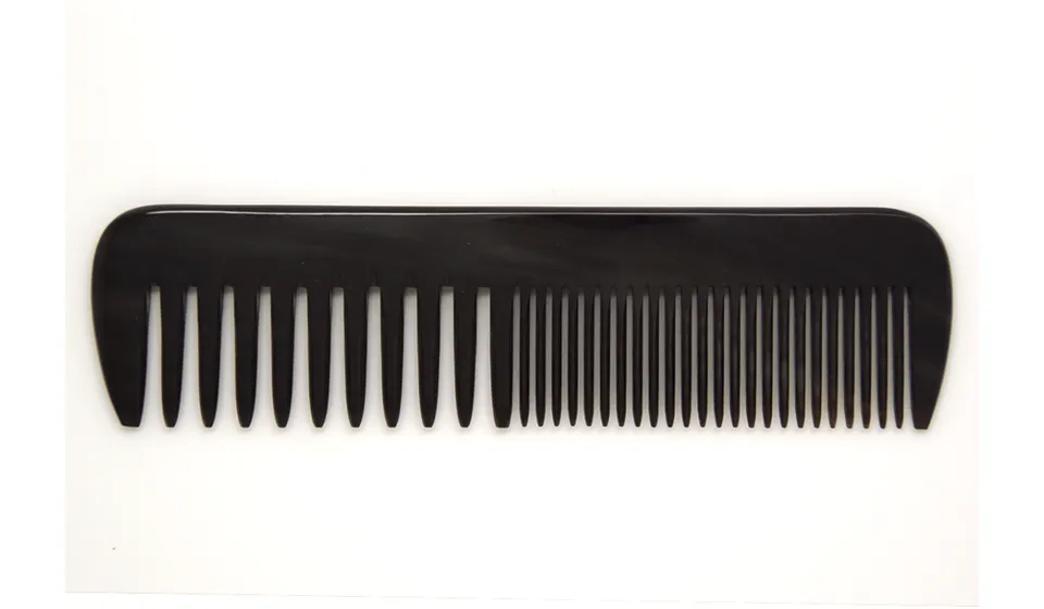 groetsch-frisierkamm-b-ffelhorn-f-r-normales-haar-glatt-bis-gewellt-18-cm image 1