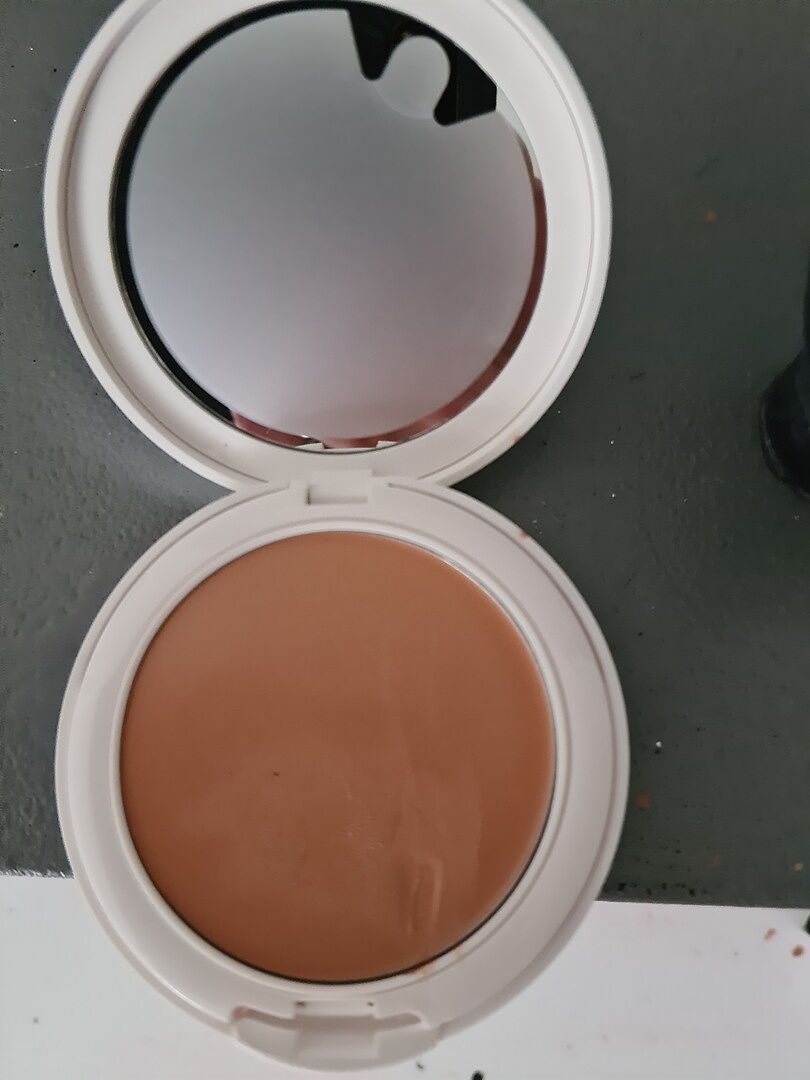 Deckt ab ohne Maske