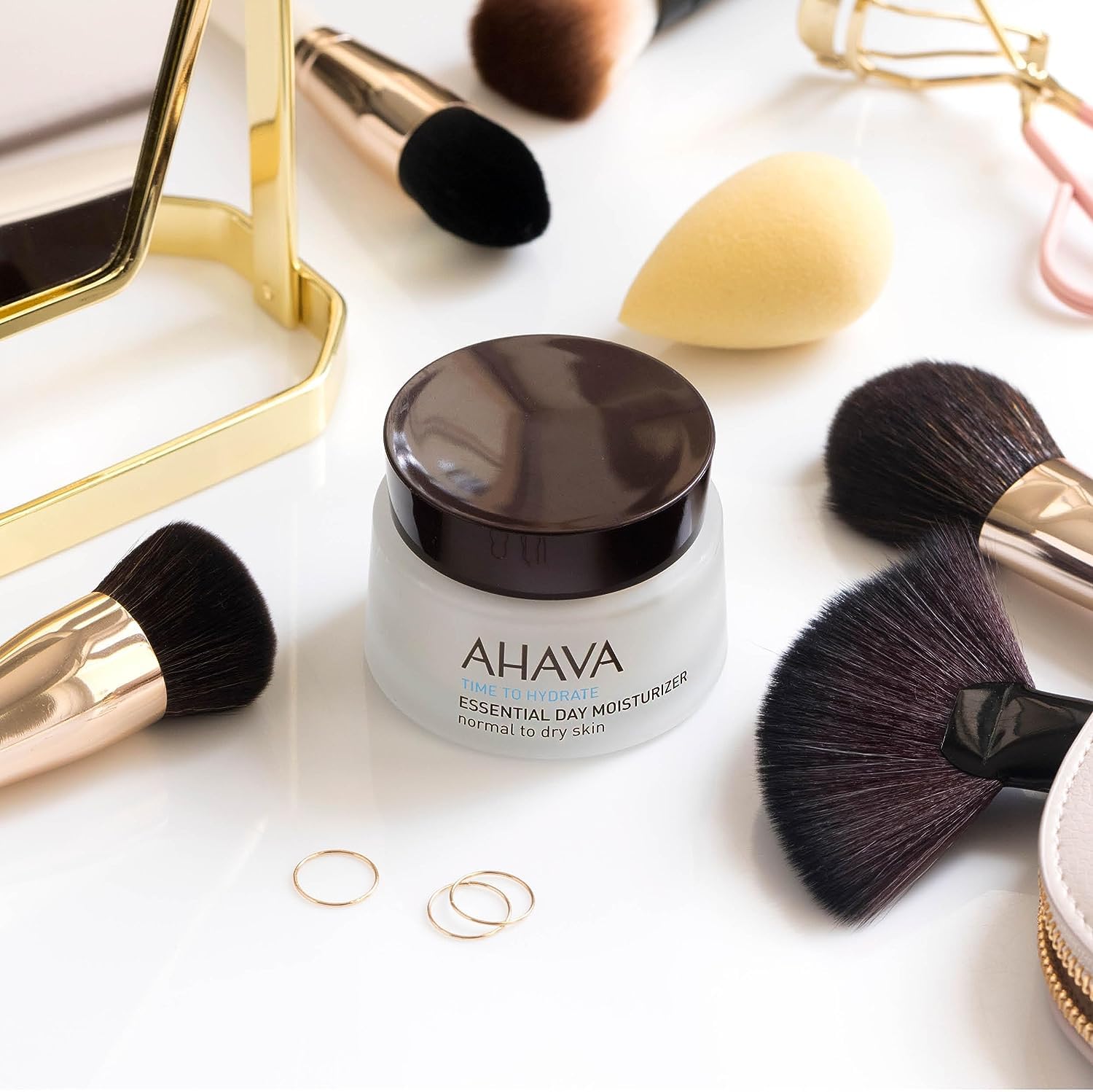 ahava-time-to-hydrate-essential-day-moisturizer-50ml image 8