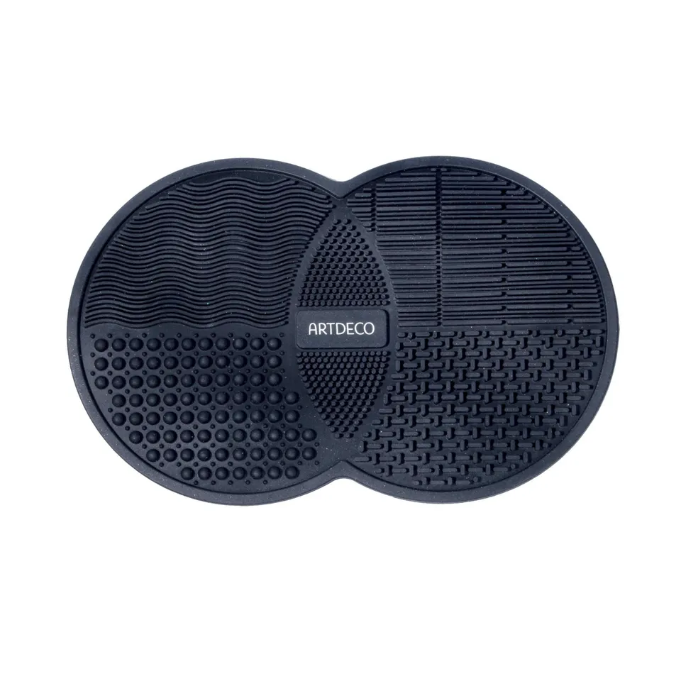 artdeco-cosmetic-brush-cleanser-mat-silikon-pinselreinigungsmatte image 1