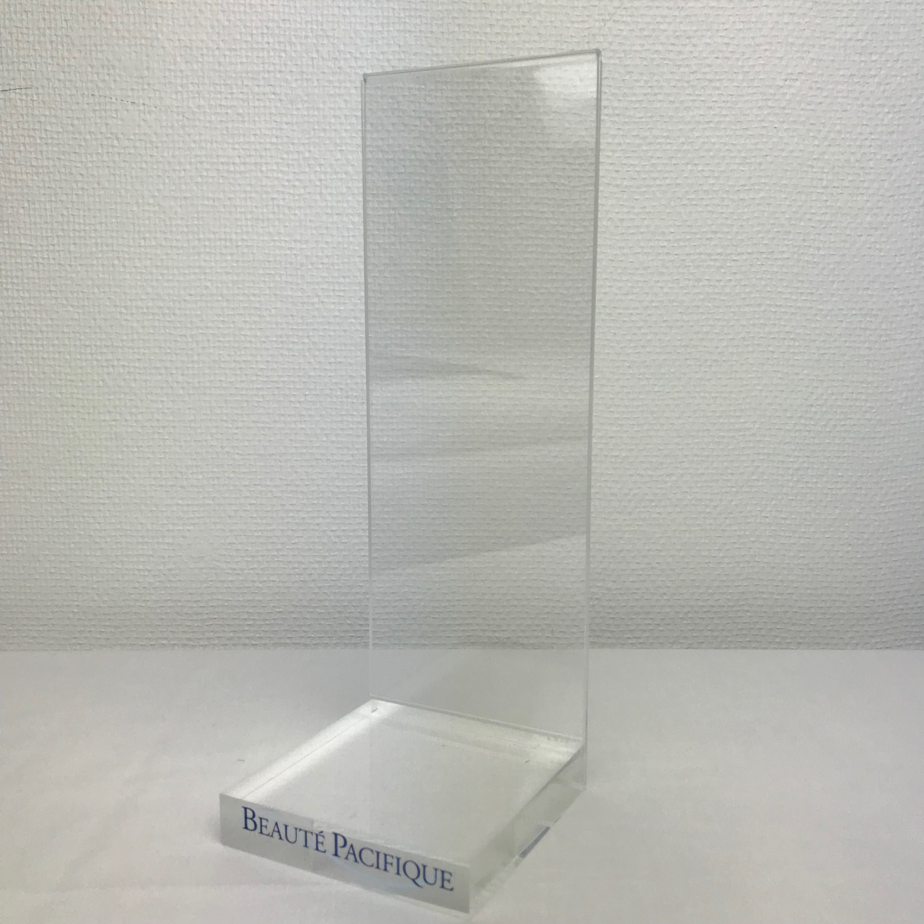 beaut-pacifique-counter-display-leeres-acryl-thekendisplay image 1